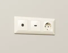 Розетка Ambrella Volt MA333030