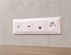 Розетка Ambrella Volt MA213050